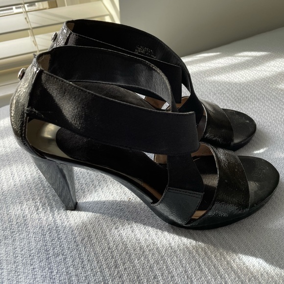 Black Michael Kors heels size 9 - Picture 2 of 4